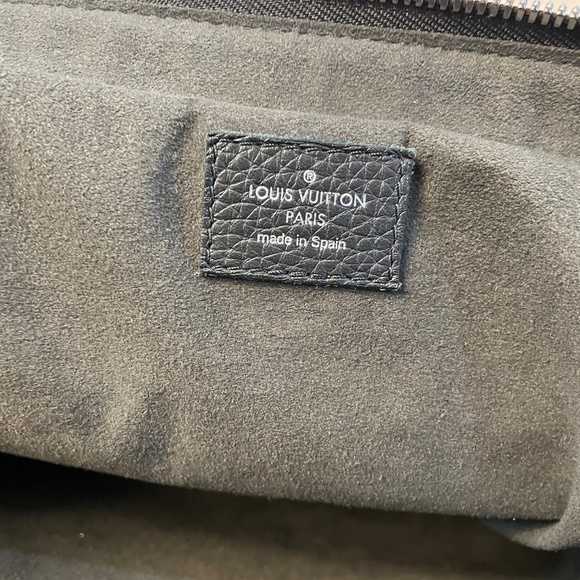 Louis Vuitton Armand Brief Case - Excellent Condition! - Picture 9 of 16